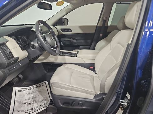 Certified 2022 Nissan Pathfinder SL image 11