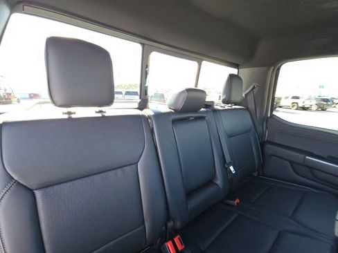 Used 2025 Ford F150 Lariat w/ Equipment Group 501A Mid image 15