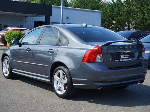 Used 2009 Volvo S40 T5 R-Design AWD/4WD image 3