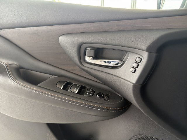 Used 2023 Nissan Murano Platinum w/ Cargo Package AWD/4WD image 23