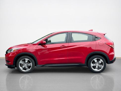 Used 2018 Honda HR-V LX image 4