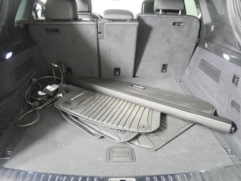 Used 2023 Porsche Cayenne image 17