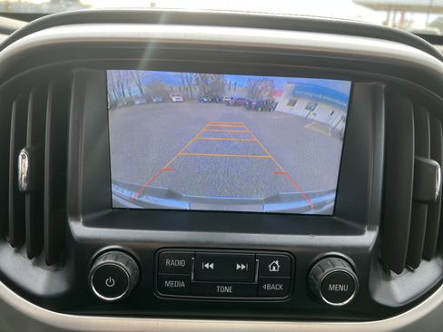 Used 2015 GMC Canyon SLT image 26