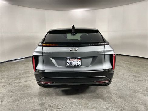 Used 2025 Cadillac Lyriq Luxury image 7