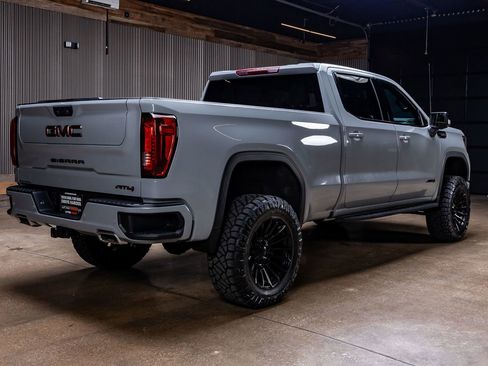 Used 2024 GMC Sierra 1500 AT4 AWD/4WD image 10