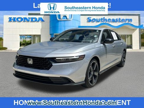Used 2024 Honda Accord Sport image 1