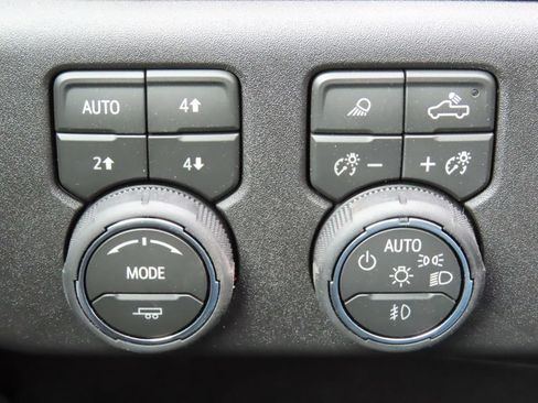 New 2026 Chevrolet Silverado 1500 RST AWD/4WD image 18