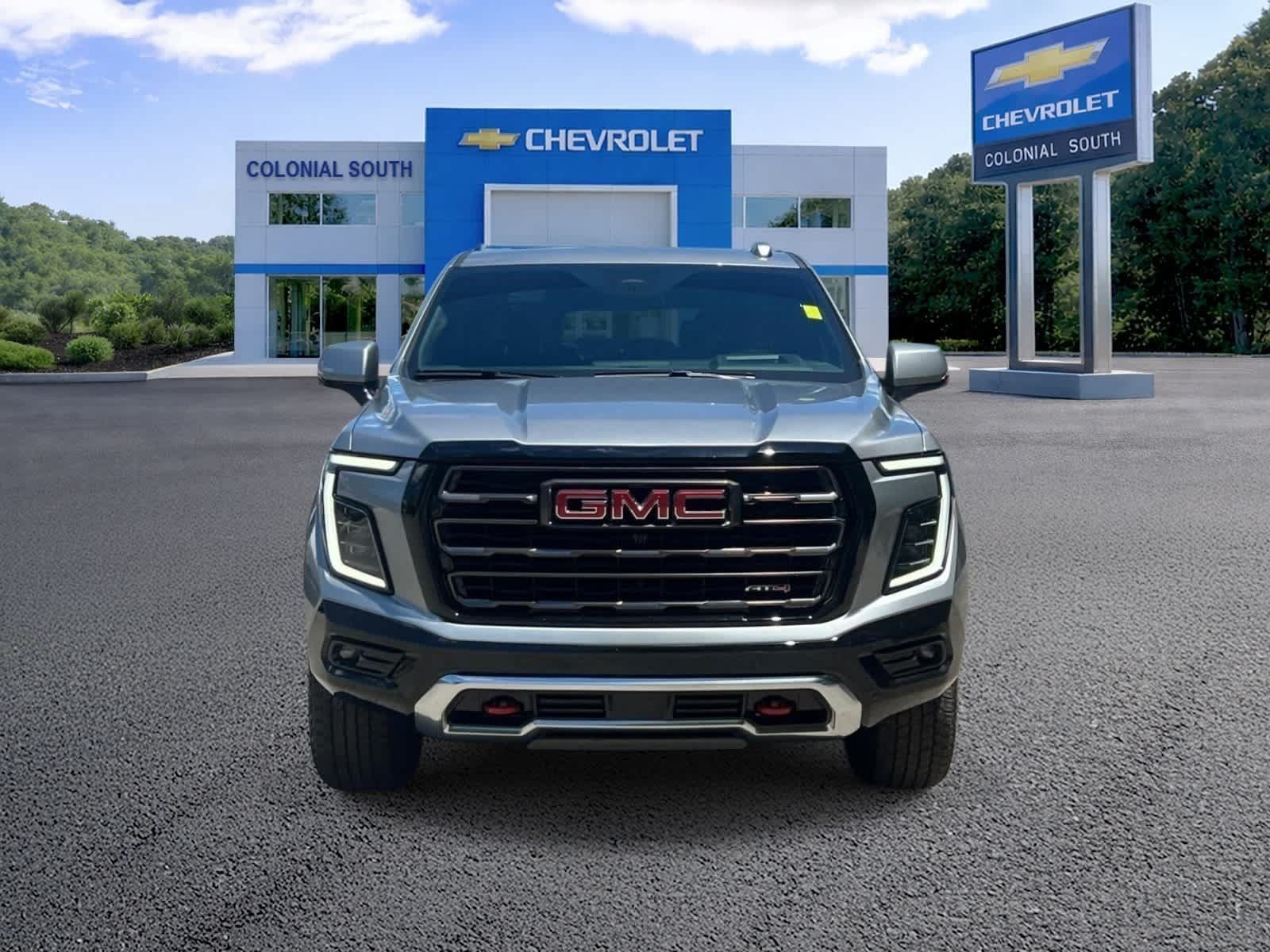 Certified 2025 GMC Yukon AT4 Ultimate w/ LPO, Floor Liner Package AWD/4WD image 10