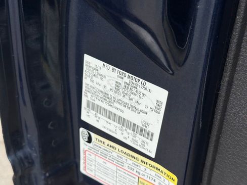 Used 2013 Ford F150 Lariat w/ Luxury Equipment Group image 11