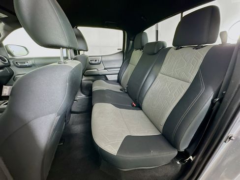 Used 2023 Toyota Tacoma TRD Off-Road image 25