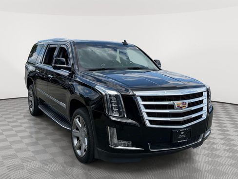 Used 2019 Cadillac Escalade ESV Luxury AWD/4WD image 1