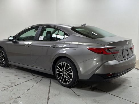 New 2026 Toyota Camry XLE image 7