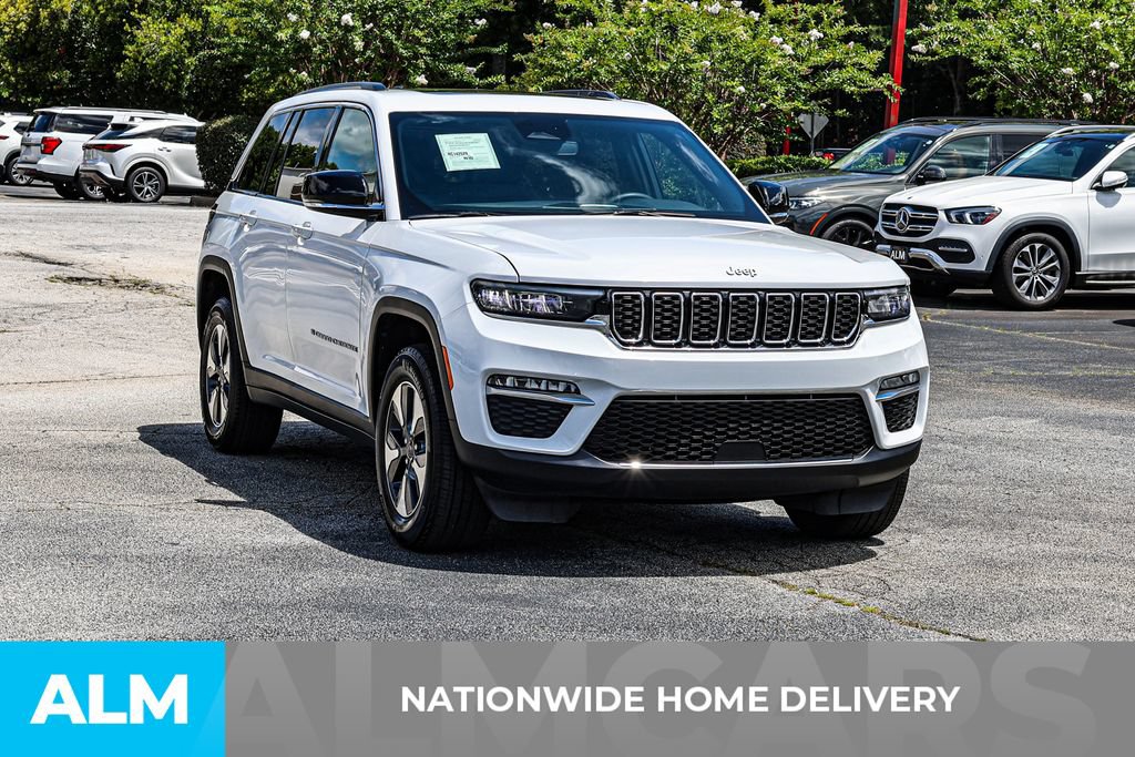 Used 2024 Jeep Grand Cherokee Limited 4xe AWD/4WD image 4
