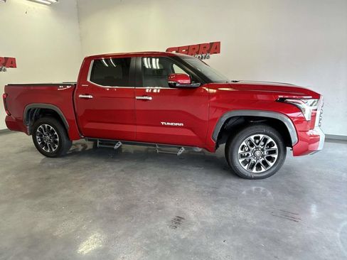 Used 2024 Toyota Tundra Limited AWD/4WD image 2