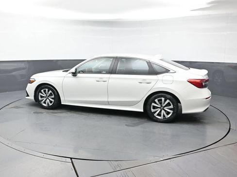 Certified 2023 Honda Civic LX image 3
