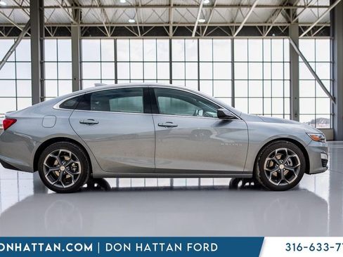 Used 2024 Chevrolet Malibu LT FWD image 36