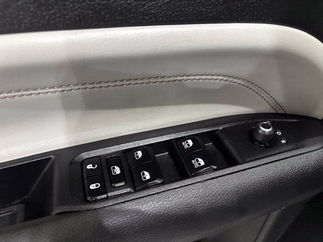 Used 2022 Jeep Compass Limited w/ Elite Group AWD/4WD image 36