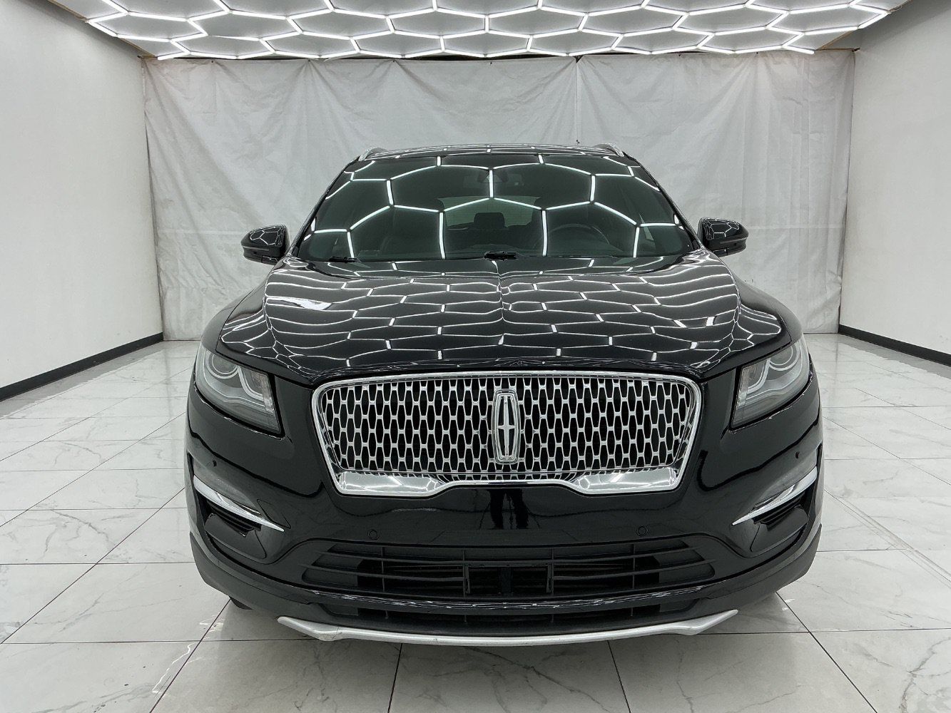 Used 2019 Lincoln MKC Select w/ Select Plus Package AWD/4WD image 5