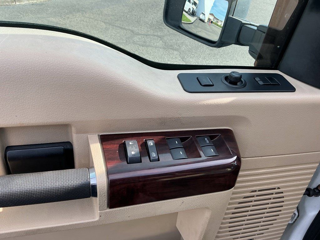 Used 2008 Ford F350 Lariat AWD/4WD image 12
