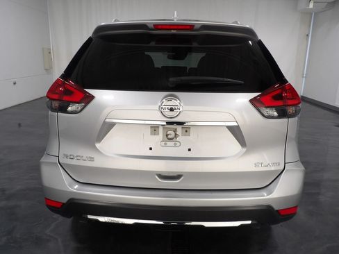 Used 2018 Nissan Rogue SL AWD/4WD image 5