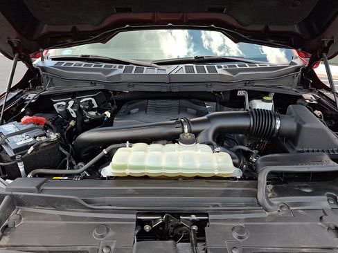 Used 2022 Ford F150 Lariat w/ Equipment Group 502A High AWD/4WD image 26
