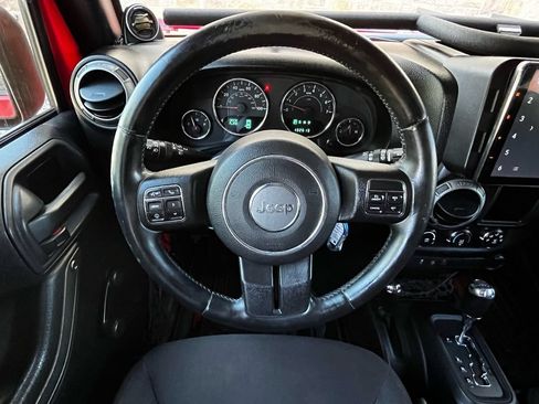 Used 2013 Jeep Wrangler Unlimited Sport w/ Connectivity Group AWD/4WD image 17