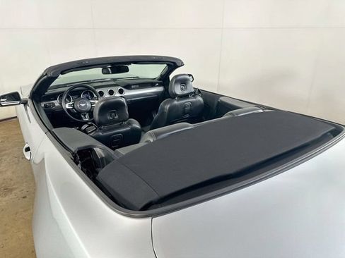 Used 2020 Ford Mustang Premium RWD image 14