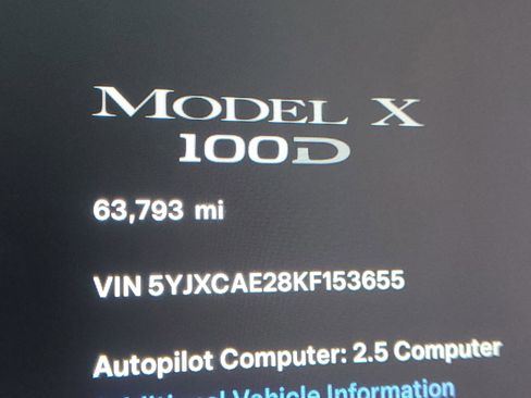 Used 2019 Tesla Model X image 25