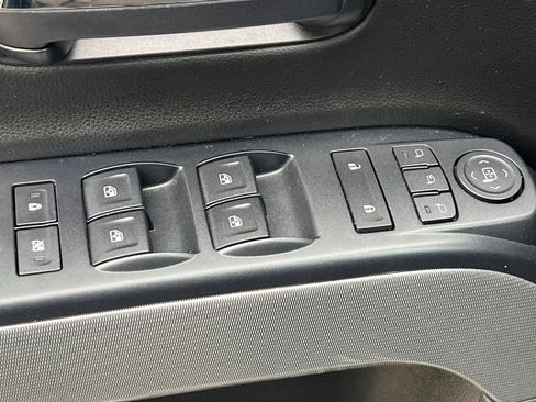 Used 2017 Chevrolet Silverado 1500 LTZ Z71 w/ LTZ Plus Package image 12