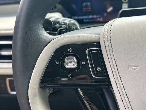 New 2025 Lincoln Aviator Reserve w/ Equipment Group 201A AWD/4WD image 23