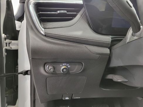 Used 2025 Buick Encore GX Preferred image 10