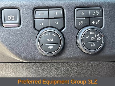 Used 2026 Chevrolet Silverado 2500 High Country w/ Technology Package AWD/4WD image 9