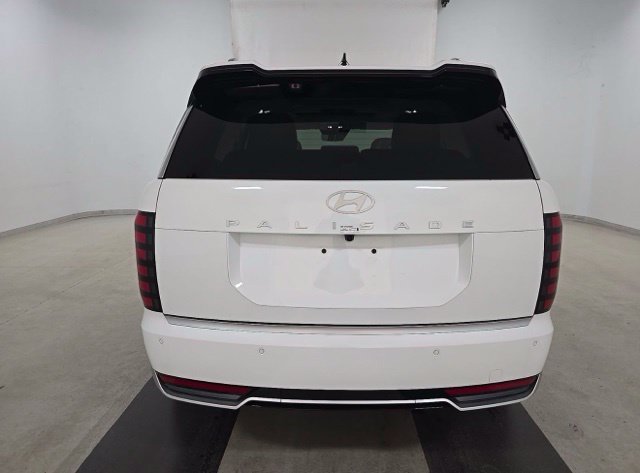 Used 2026 Hyundai Palisade Calligraphy FWD image 5