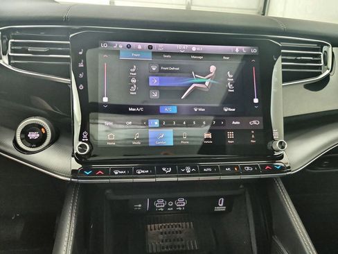 New 2026 Jeep Grand Wagoneer L Summit AWD/4WD image 26