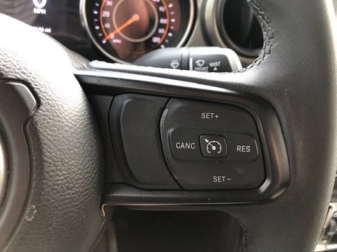 Used 2023 Jeep Wrangler Unlimited Sport AWD/4WD image 16