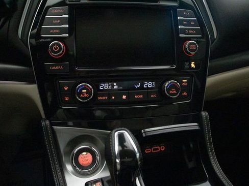 Used 2023 Nissan Maxima Platinum FWD image 33