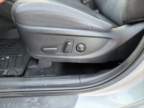 Used 2021 Hyundai Santa Fe SEL w/ Convenience Package image 15