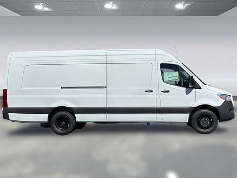 New 2026 Mercedes-Benz Sprinter 3500 image 8