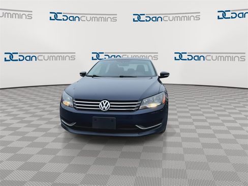 Used 2014 Volkswagen Passat 1.8T Wolfsburg Edition image 4