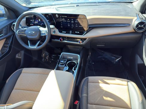 New 2026 Chevrolet Equinox ACTIV w/ Convenience Package III image 15