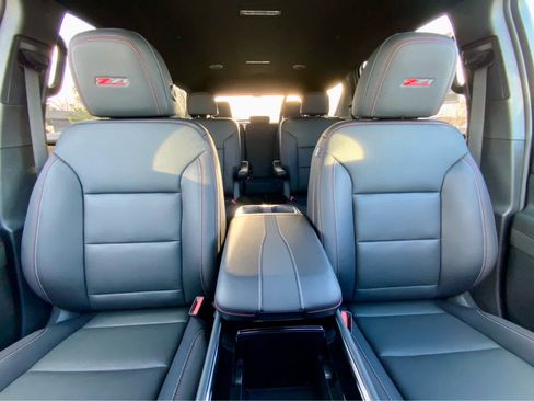 New 2026 Chevrolet Traverse Z71 w/ Driver Confidence Package image 35