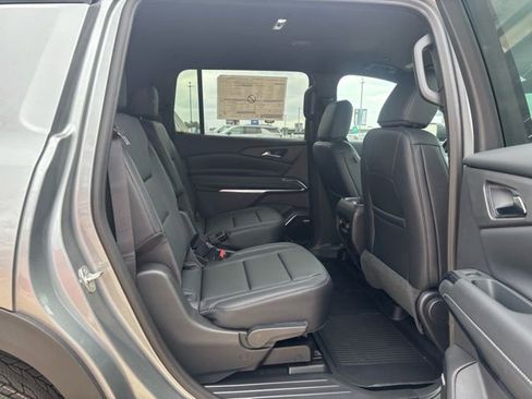 New 2026 Chevrolet Traverse LT w/ Enhanced Driving Package image 14