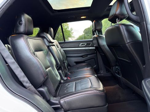 Used 2017 Ford Explorer Sport w/ Equipment Group 401A AWD/4WD image 15