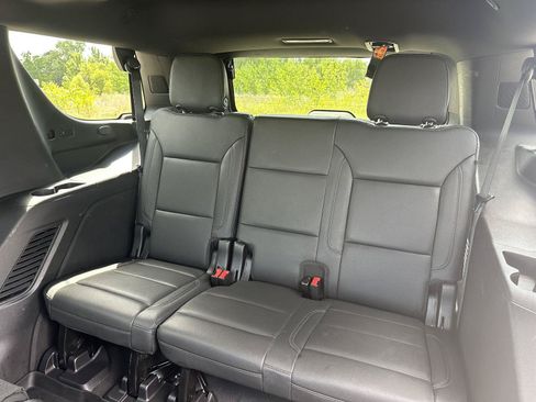 Used 2022 Chevrolet Tahoe LT AWD/4WD image 16