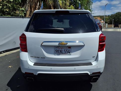 Used 2017 Chevrolet Equinox LT w/ Convenience Package AWD/4WD image 5