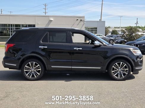 Used 2018 Ford Explorer Platinum AWD/4WD image 6