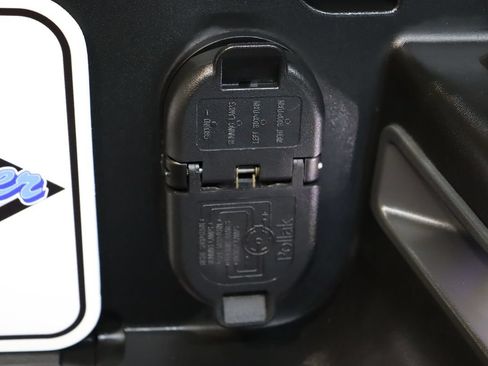 Used 2021 RAM 2500 Tradesman AWD/4WD image 28