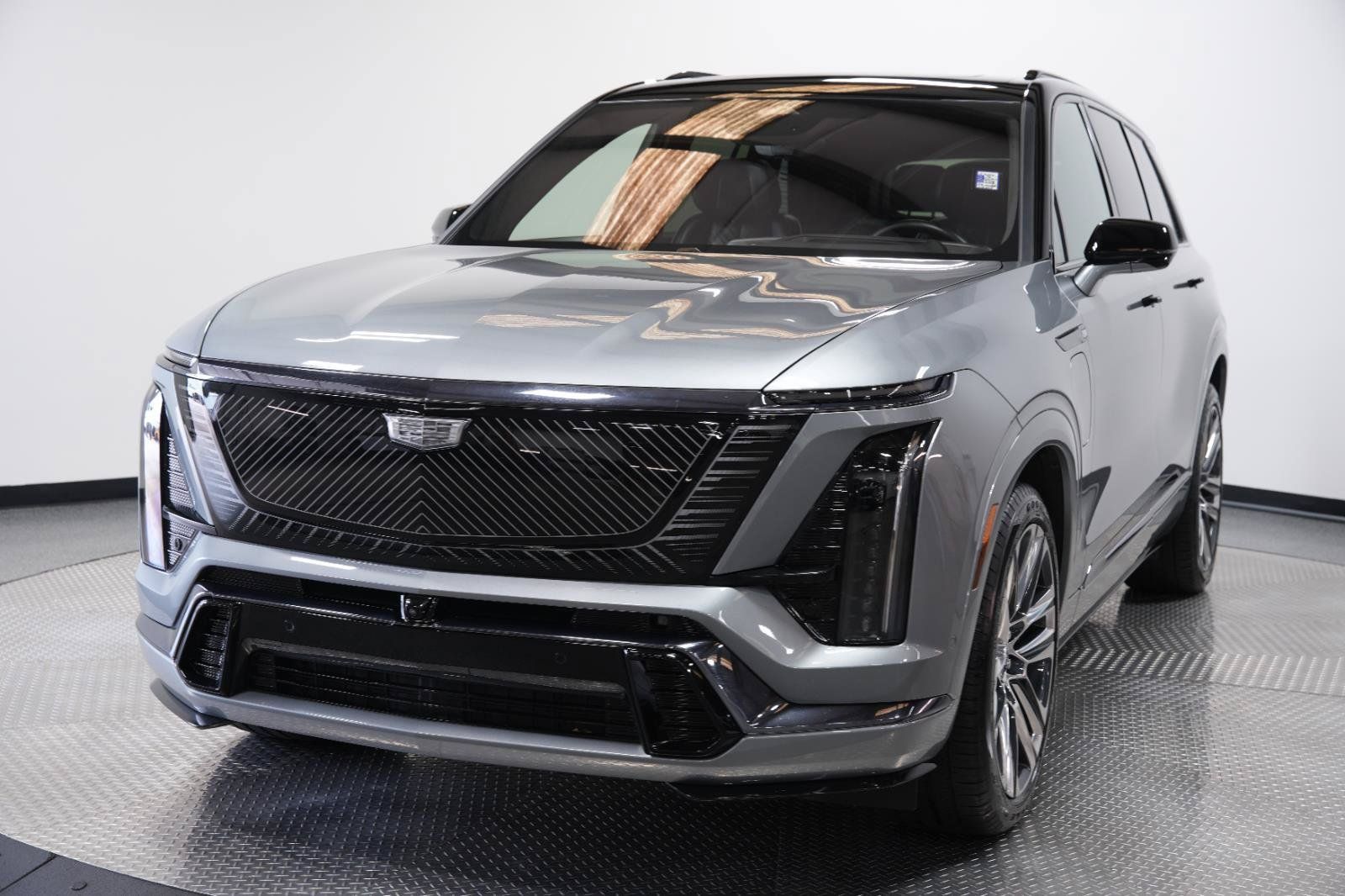 Used 2026 Cadillac Vistiq Platinum w/ LPO, Floor Liner Package AWD/4WD image 3