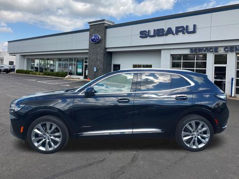 Used 2023 Buick Envision Avenir AWD/4WD image 4