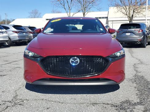 Used 2019 MAZDA MAZDA3 Hatchback w/ Preferred Package image 2